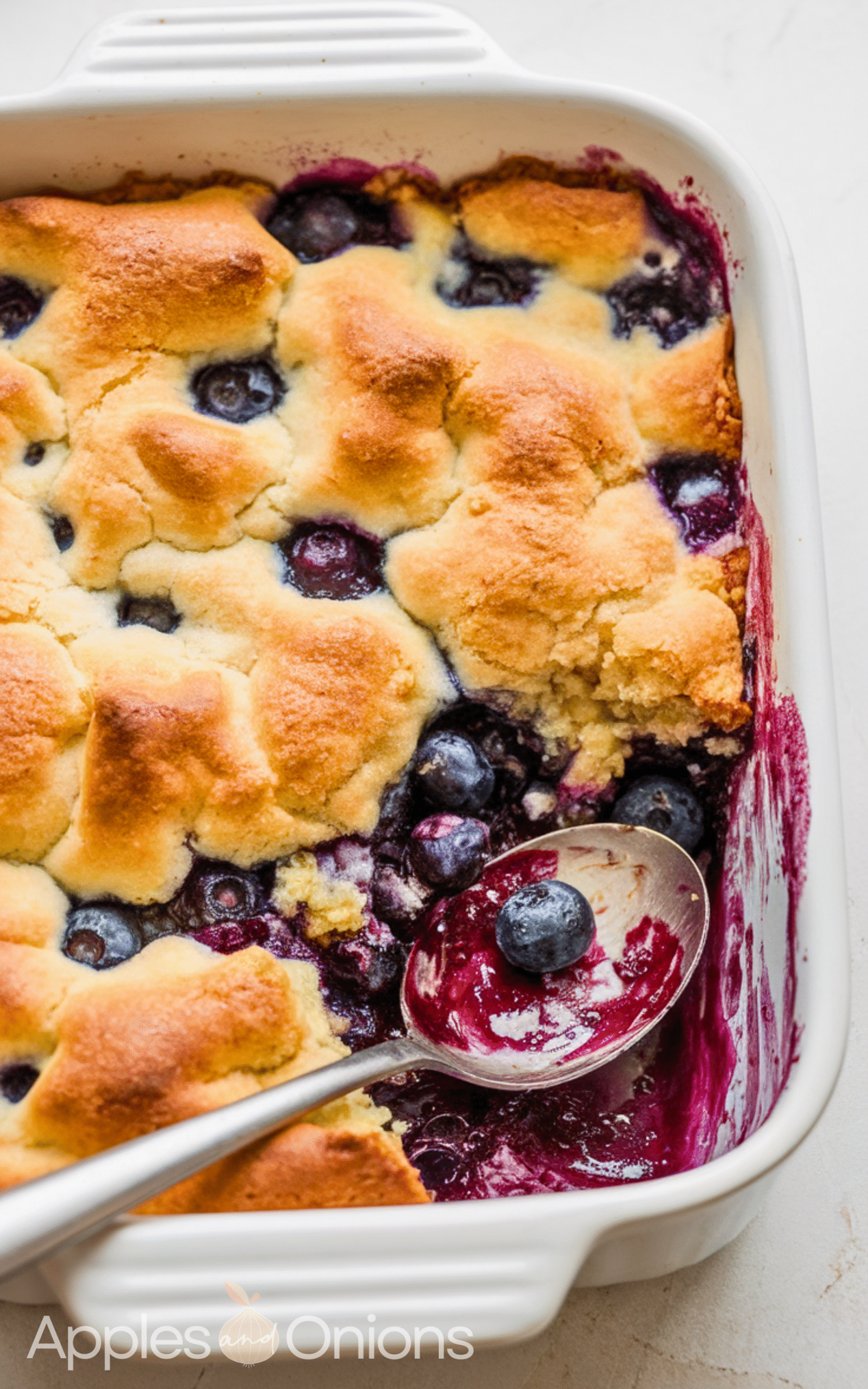 Easy Old-Fashioned Blueberry Cobbler