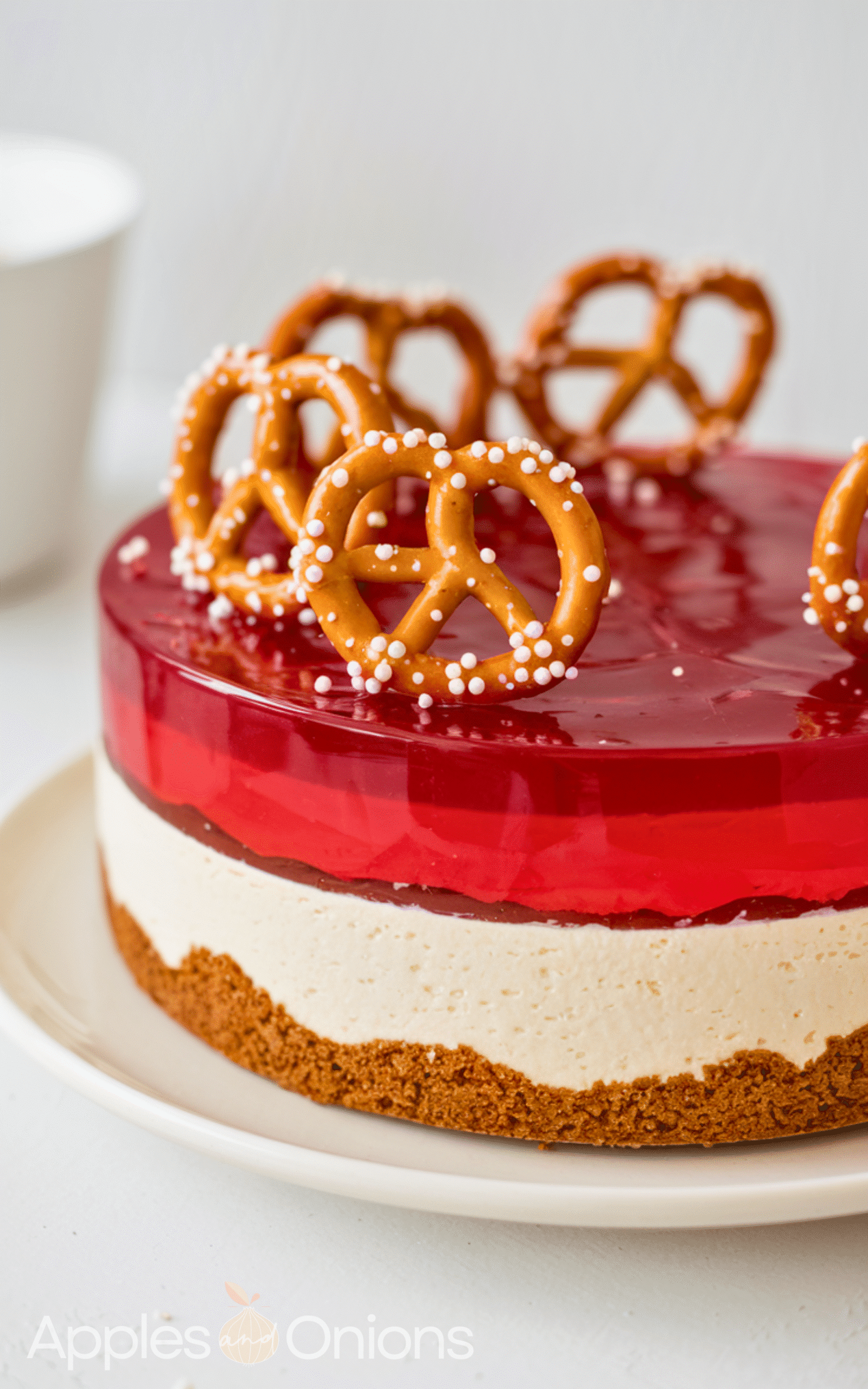 Easy Sweet and Salty Cranberry Pretzel Salad